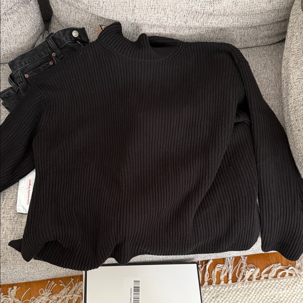 GAP Black Ribbed Turtleneck Sweater